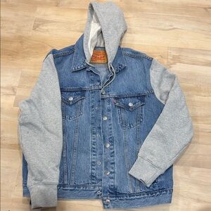 Never worn. Like new. Levi's Denim Jacket with Heather Gray Sleeves